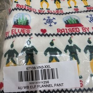 Hanna Andersson White Pajama Pants with Green and Red Elf Print